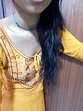 Snapshot of sexy_shital chatting on 05-04-26, 03:13 sexy shital online show from 05-04-26, 03:13