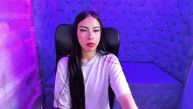 Alana Hotterr online show from 02-18-26, 03:46