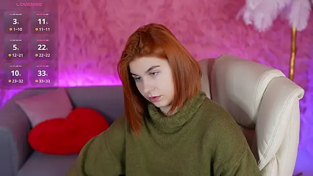 GingerPinky online show from 03-12-26, 07:25