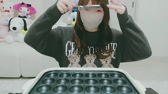 yuyuchan   online show from 02-25-26, 10:14