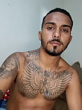 Snapshot of Casalfortal85 chatting on 12-15-25, 07:40 Casalfortal85 online show from 12-15-25, 07:40