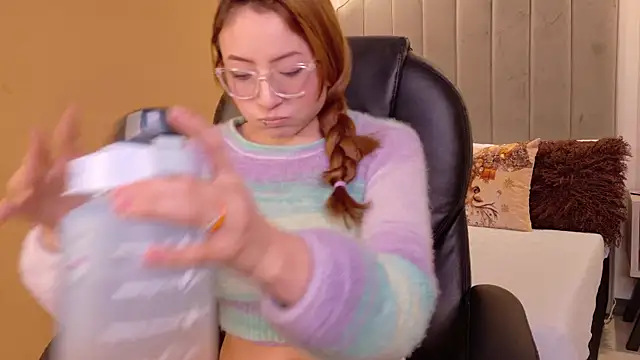 danielamilles online show from 01-10-26, 02:08