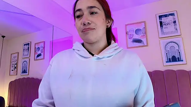 Celestee15  online show from 07-21-26, 11:23