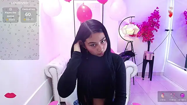 Carolina cherry online show from 02-12-26, 12:11