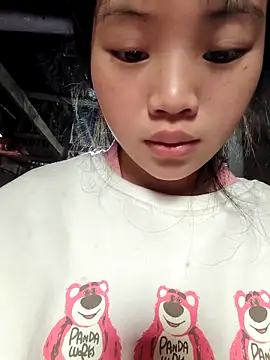 Quieny-x online show from 12-15-25, 05:01