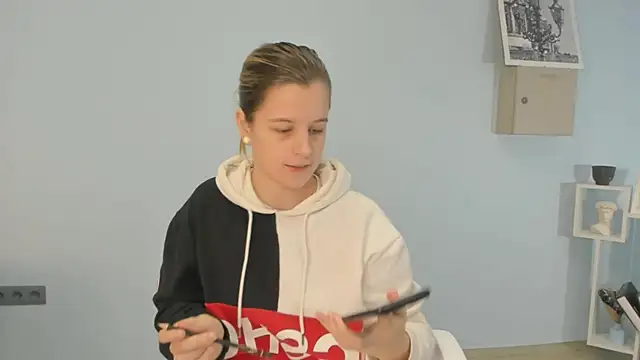 EstellaRank online show from 12-20-25, 06:20