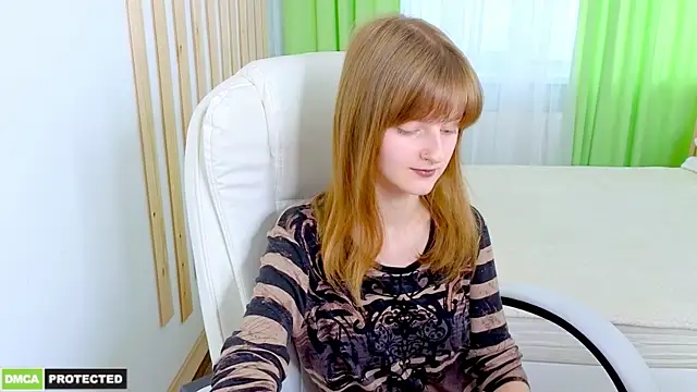 Snapshot of Miss_Alisa_ chatting on 05-17-26, 02:46 Miss Alisa online show from 05-17-26, 02:46