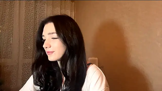 IsabellaWave online show from 02-06-26, 01:36