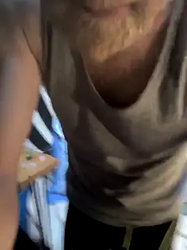 Snapshot of Unusual_places23 chatting on 12-20-25, 12:12 Unusual places23 online show from 12-20-25, 12:12