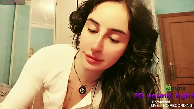 Snapshot of DeaAthena chatting on 03-02-26, 09:43 DeaAthena online show from 03-02-26, 09:43