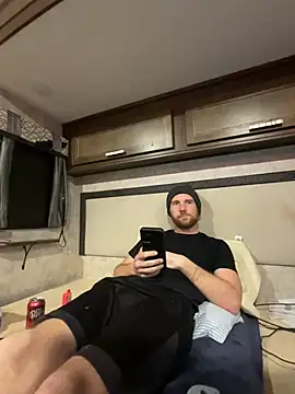 SparkledExtern online show from 02-01-26, 06:34