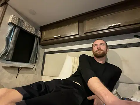 SparkledExtern online show from 02-03-26, 04:23