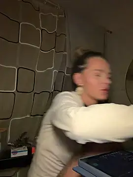 vinique99 online show from 02-15-26, 11:56