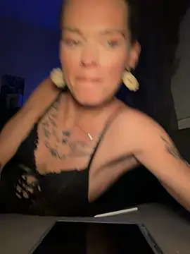 vinique99 online show from 02-17-26, 12:07