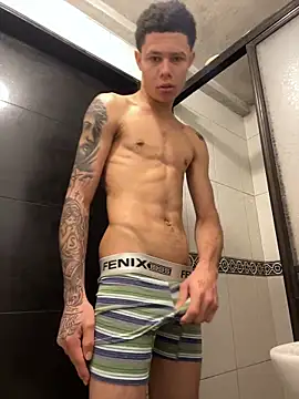 Danseuz online show from 12-14-25, 03:39