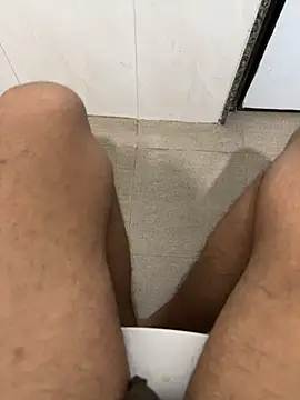 Snapshot of TheDarkDicknight chatting on 12-15-25, 04:55 TheDarkDicknight online show from 12-15-25, 04:55