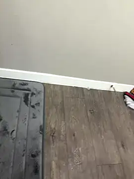 MrRedOne online show from 12-17-25, 05:46