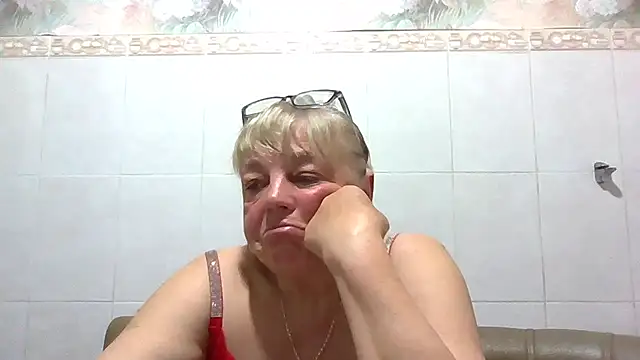 LinaLight88 online show from 04-25-26, 07:55