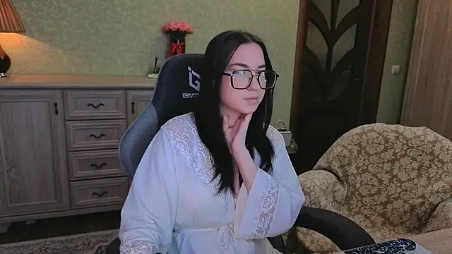 AnneAverry online show from 02-17-26, 10:12