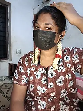 Snapshot of tamilsaisree chatting on 05-29-26, 07:01 tamilsaisree online show from 05-29-26, 07:01