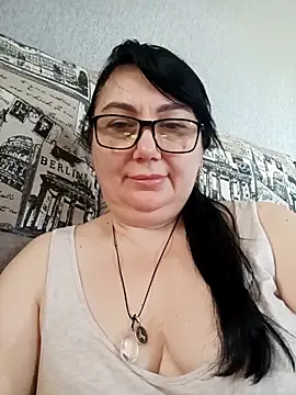 Snapshot of MariSwan222 chatting on 05-16-26, 08:44 MariSwan222 online show from 05-16-26, 08:44