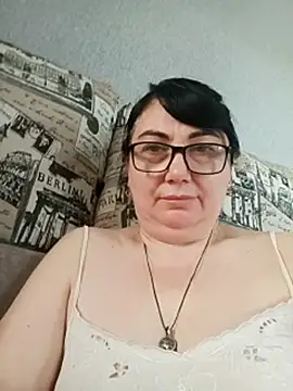 Snapshot of MariSwan222 chatting on 05-23-26, 05:45 MariSwan222 online show from 05-23-26, 05:45