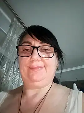 Snapshot of MariSwan222 chatting on 05-29-26, 07:12 MariSwan222 online show from 05-29-26, 07:12