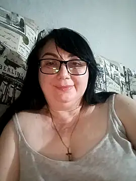 Snapshot of MariSwan222 chatting on 05-31-26, 08:32 MariSwan222 online show from 05-31-26, 08:32