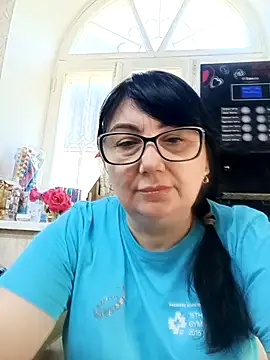 Snapshot of MariSwan222 chatting on 06-08-26, 06:47 MariSwan222 online show from 06-08-26, 06:47