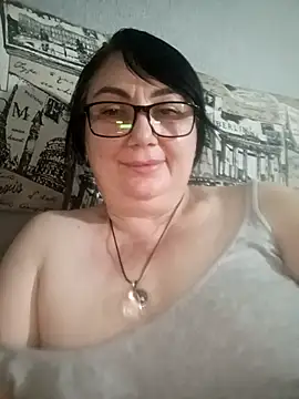 Snapshot of MariSwan222 chatting on 06-11-26, 05:22 MariSwan222 online show from 06-11-26, 05:22