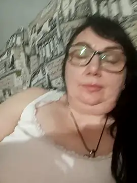 Snapshot of MariSwan222 chatting on 06-18-26, 08:35 MariSwan222 online show from 06-18-26, 08:35