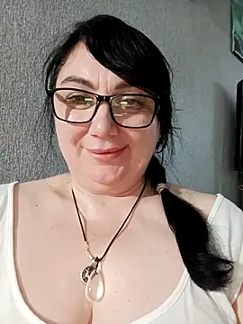 Snapshot of MariSwan222 chatting on 06-20-26, 05:38 MariSwan222 online show from 06-20-26, 05:38
