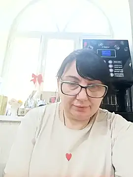 Snapshot of MariSwan222 chatting on 06-29-26, 08:20 MariSwan222 online show from 06-29-26, 08:20