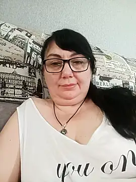 Snapshot of MariSwan222 chatting on 07-09-26, 12:53 MariSwan222 online show from 07-09-26, 12:53