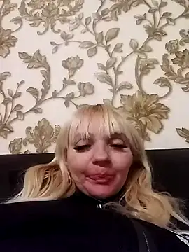 Snapshot of MirandaStar462 chatting on 12-18-25, 05:30 MirandaStar462 online show from 12-18-25, 05:30
