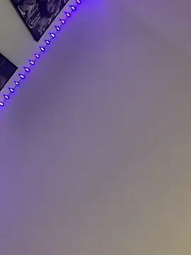 Melissaa00 online show from 04-25-26, 02:03