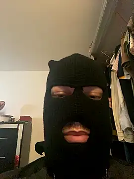 3LEGSSS online show from 01-10-26, 01:35