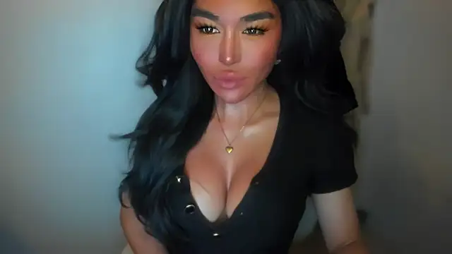 Snapshot of mxshemale_ladyboy chatting on 12-06-24, 08:07 mxshemale ladyboy online show from 12-06-24, 08:07