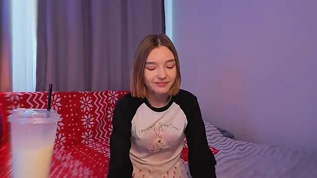 Leyla crsh online show from 02-18-26, 06:09