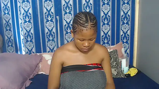 TemptingCloeXx online show from 01-16-26, 08:46