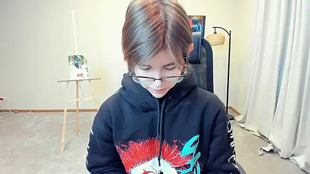 LeoneKonma online show from 12-18-25, 06:52