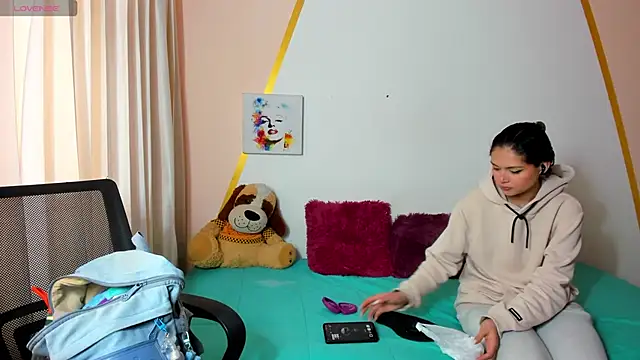 MapeDiamond online show from 04-24-26, 01:57