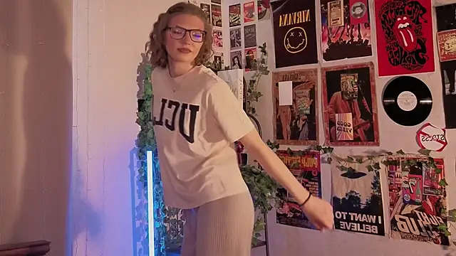 JeaneneWoltz online show from 01-14-26, 10:10