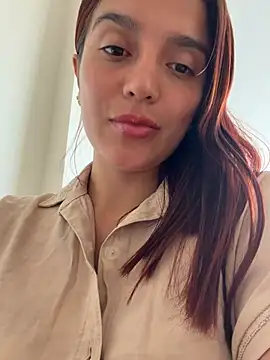 Snapshot of lara_beker chatting on 05-14-26, 03:19 lara beker online show from 05-14-26, 03:19