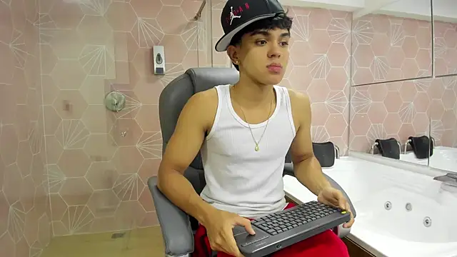  TaylorBlack online show from 04-22-26, 11:45