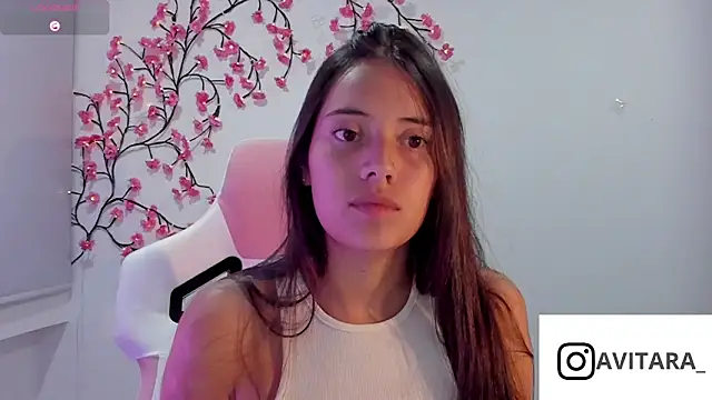 Snapshot of vanesita_ chatting on 05-14-26, 01:01 vanesita online show from 05-14-26, 01:01