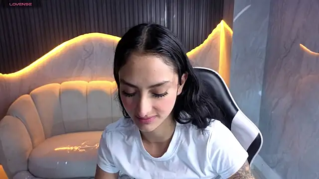 Tifany Tx online show from 04-27-26, 12:36