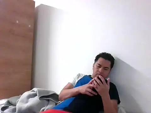 sweetpinoy2027 online show from 02-10-26, 09:35