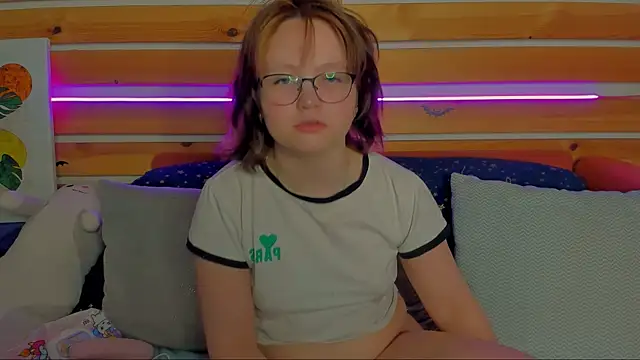 Mary Bryantt online show from 02-15-26, 01:24