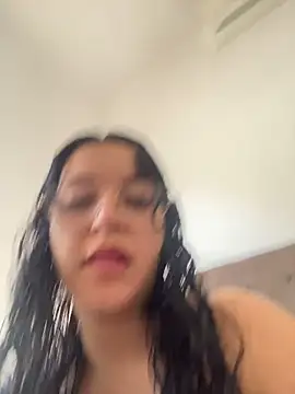 Snapshot of mayhoneyhot chatting on 07-31-26, 05:34 mayhoneyhot online show from 07-31-26, 05:34